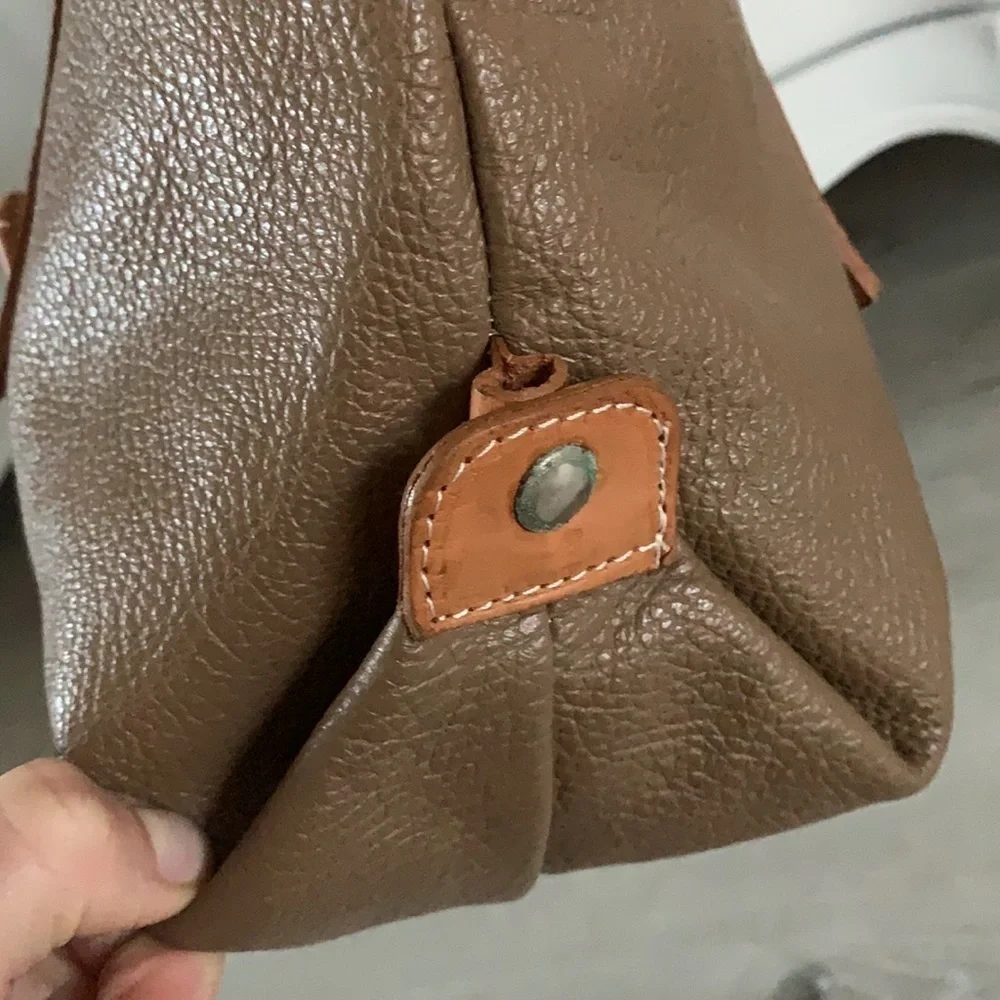 I Medici Firenze leather two‎ tones camel tote bag logo bohemian work